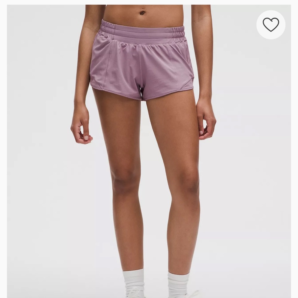 Lululemon Hotty Hot low rise shorts size 6